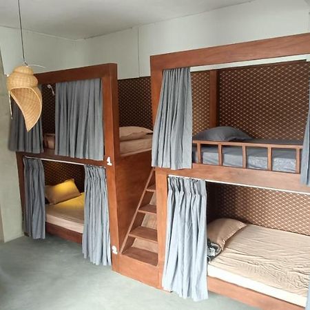 Yasis Surf Lodge Мирисса Экстерьер фото