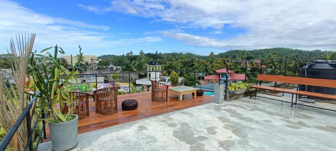 Yasis Surf Lodge Мирисса Экстерьер фото